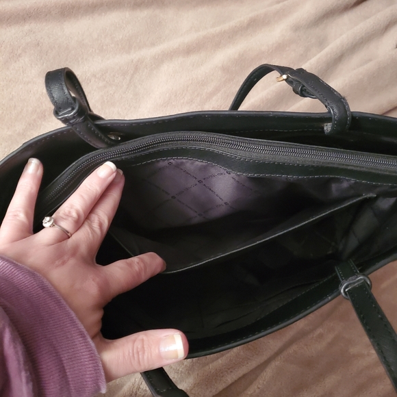 Michael Kors Tote Black - Picture 3 of 6